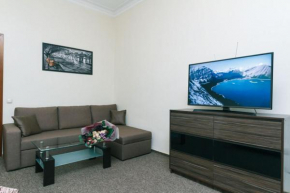 VIP 2 bedroms right near Khreashatik